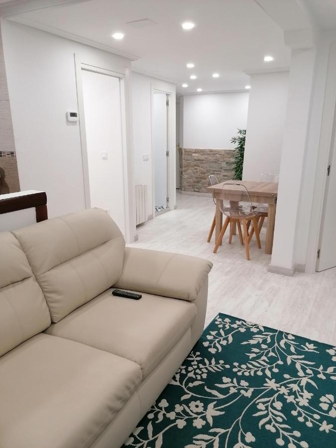 카스트로우르디알레스 Piso Deluxe En El Centro Con Ascensor 아파트 외부 사진